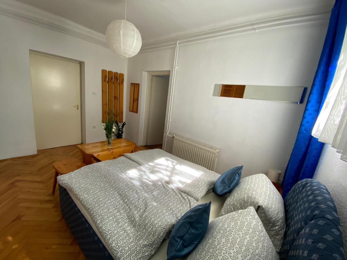 Anonymus Vendeghaz Apartment Siofok Luaran gambar