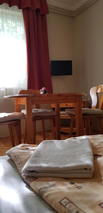 Anonymus Vendeghaz Apartment Siofok Luaran gambar